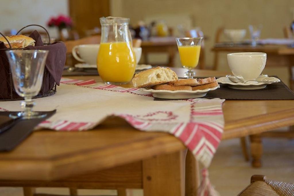 La Grange De Boulaines Bed and Breakfast Méru Exteriör bild